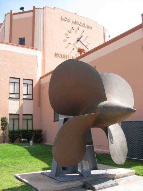 WORLD WAR II MEMORIAL PROPELLER