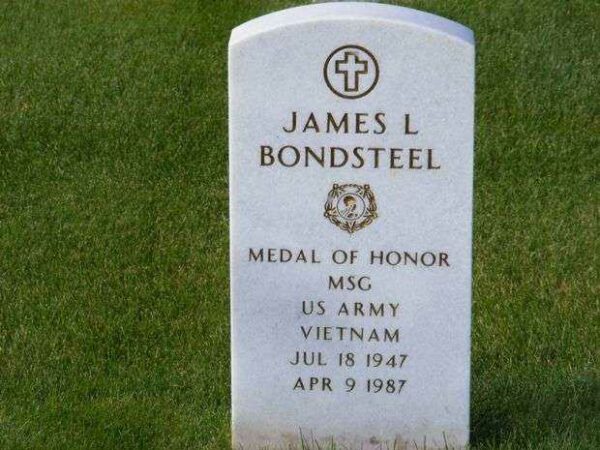 MSG JAMES L. BONDSTEEL MEDAL OF HONOR GRAVESTONE