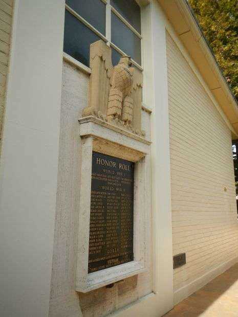 OAKLAND HONOR ROLL WAR MEMORIAL