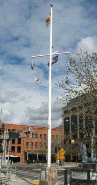 AMERICAN MERCHANT MARINE VETERANS MEMORIAL SHIP MAST