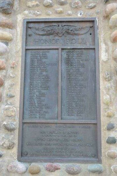 SOUTH MILFORD HIGH SCHOOL WORLD WAR I MEMORIAL PLAQUE