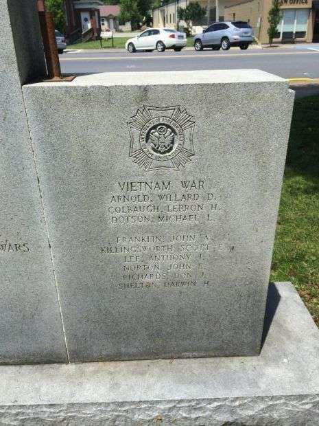 CATOOSA COUNTY WAR MEMORIAL BACK VIETNAM WAR