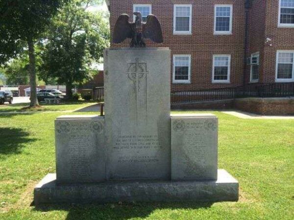 CATOOSA COUNTY WAR MEMORIAL FRONT
