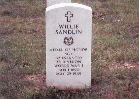 SGT WILLIE SANDLIN MEDAL OF HONOR GRAVESTONE