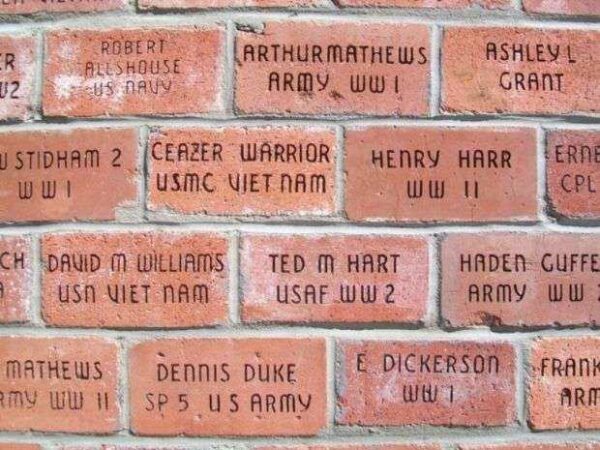 CHECOTAH VETERANS MEMORIAL CLOSEUP