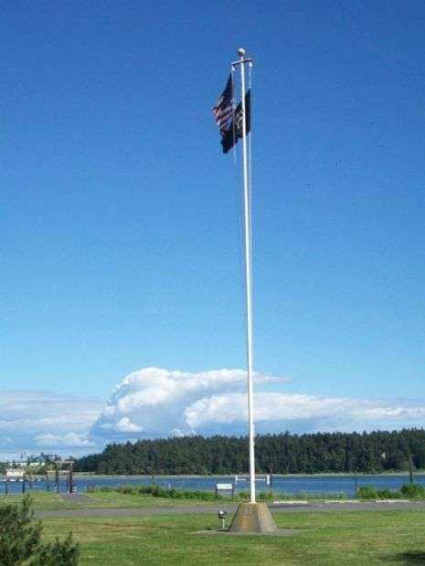 FLINTSTONE PARK FLAGPOLE MEMORIAL