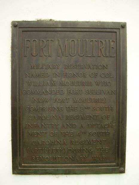 FORT MOULTRIE REVOLUTIONARY WAR MEMORIAL PLAQUE