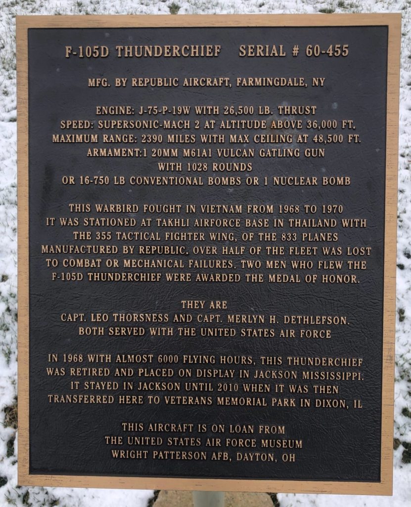 DIXON F-105D THUNDERCHIEF WAR MEMORIAL AIRCRAFT PLAQUE