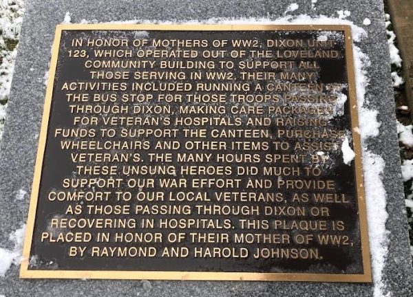 DIXON UNIT 123 MOTHERS OF WORLD WAR II MEMORIAL PLAQUE