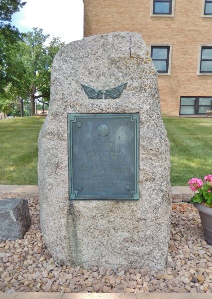 JAMES C. TAYLOR POST NO. 165 ALL UNION SOLDIERS WAR MEMORIAL