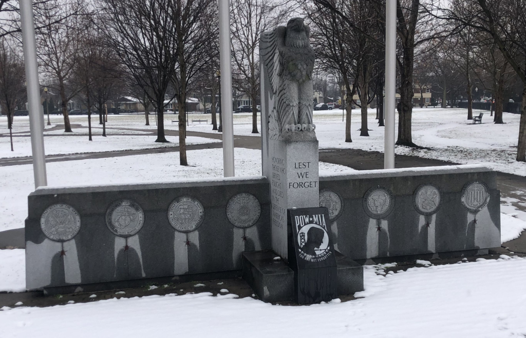 MERRIMAC PARK WAR VETERANS MEMORIAL