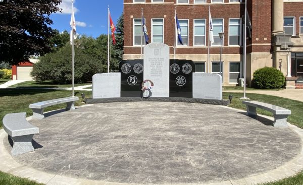 SANILAC COUNTY WAR VETERANS MEMORIAL