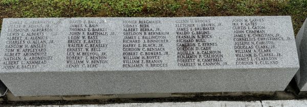 UNIVERSITY OF FLORIDA WORLD WAR II HONOR ROLL MEMORIAL STONE C