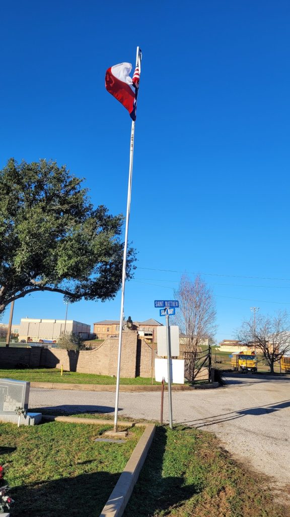 VETERANS OF FOREIGN WARS LLANO MEMORIAL FLAGPOLE