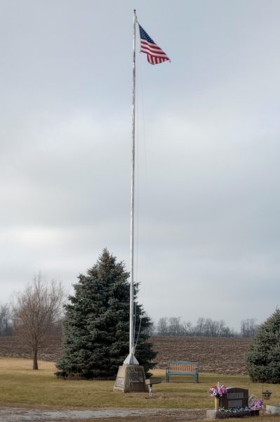 WILLOW GROVE CEMETERY WAR VETERANS MEMORIAL FLAGPOLE
