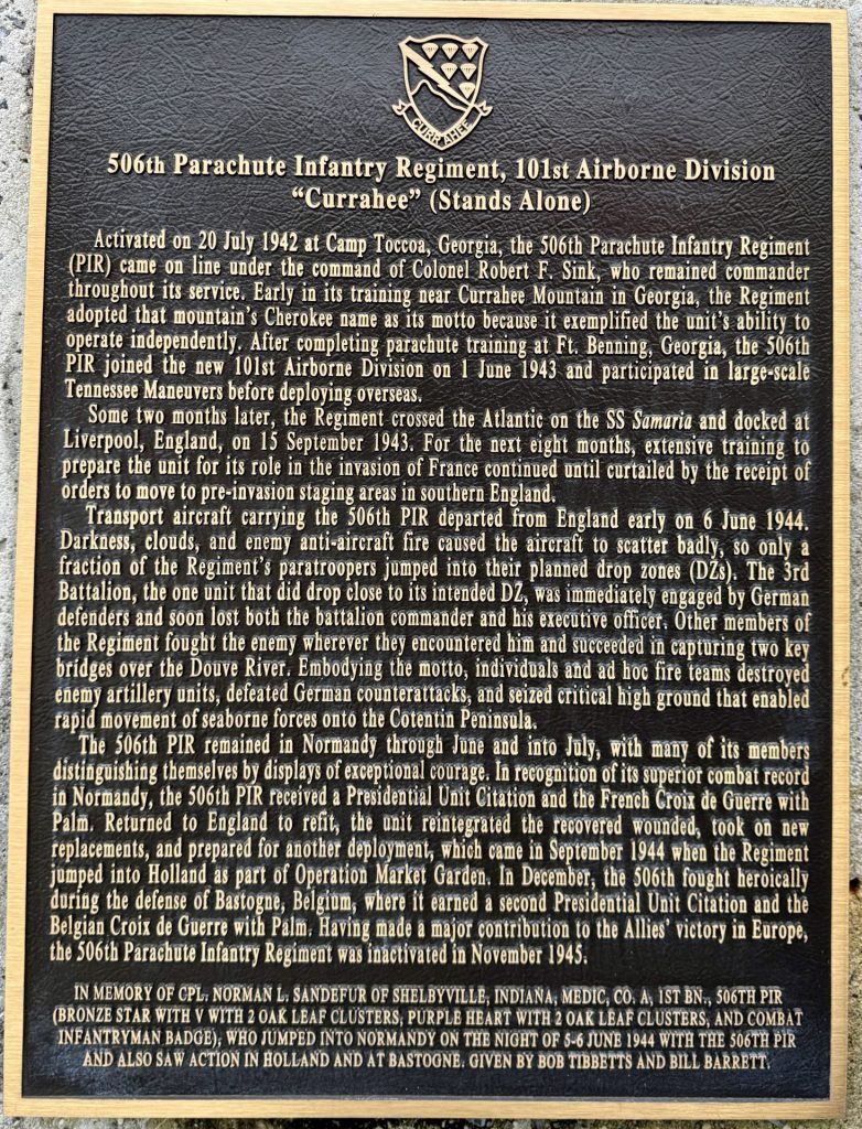 506TH PARACHUTE INFANTRY REGIMENT, 101ST AIRBORNE DIVISION WAR MEMORIAL PLAQUE