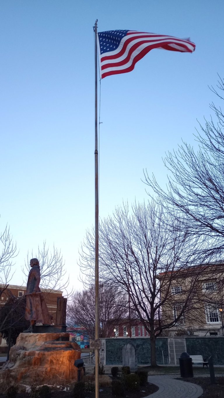AMERICAN WAR MOTHERS CLARK CO. CHAPTER 66 MEMORIAL FLAGPOLE