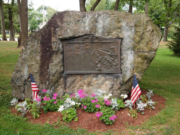 ATTLEBORO REVOLUTIONARY WAR MEMORIAL OVERVIEW