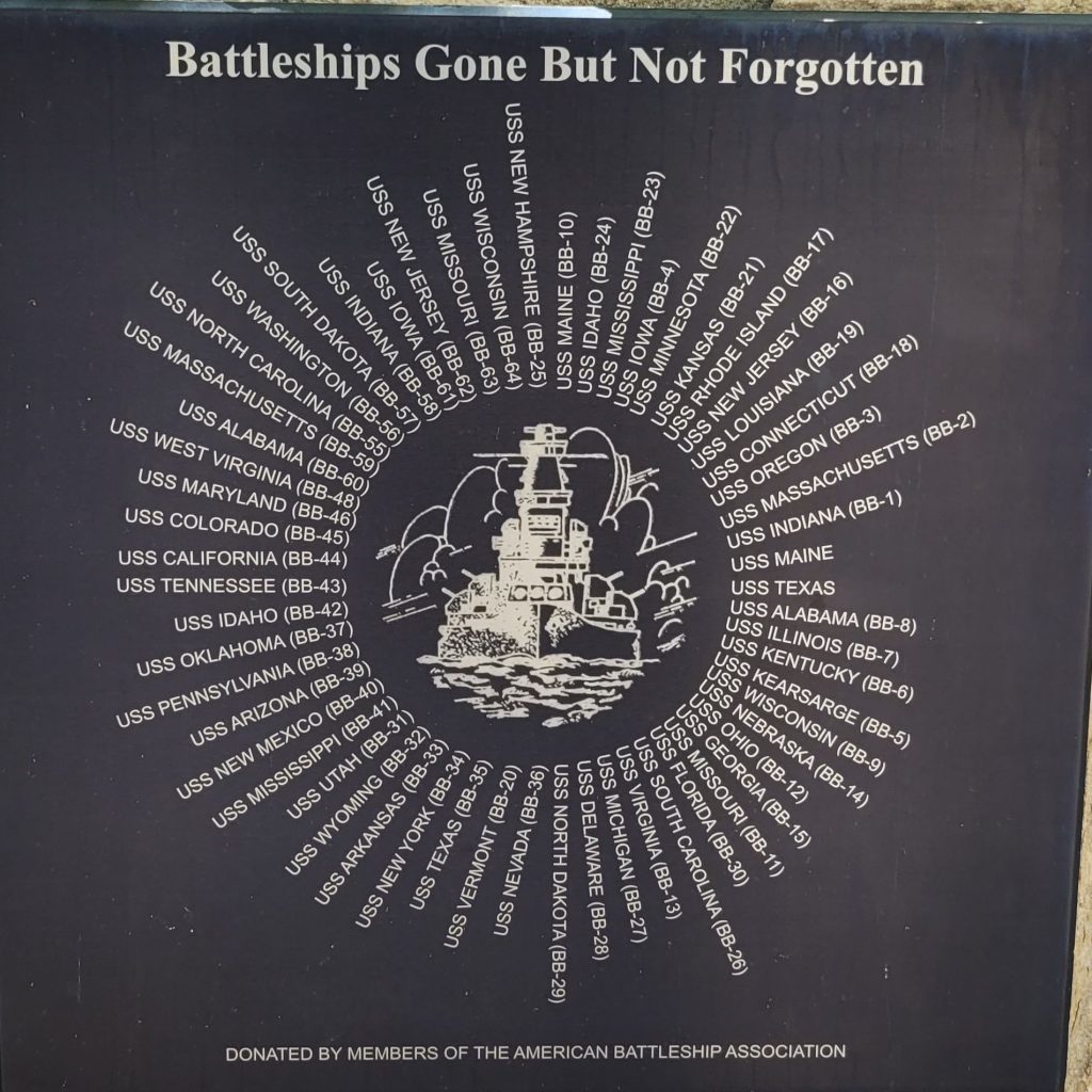 BATTLESHIPS GONE BUT NOT FORGOTTEN WAR MEMORIAL PLAQUE