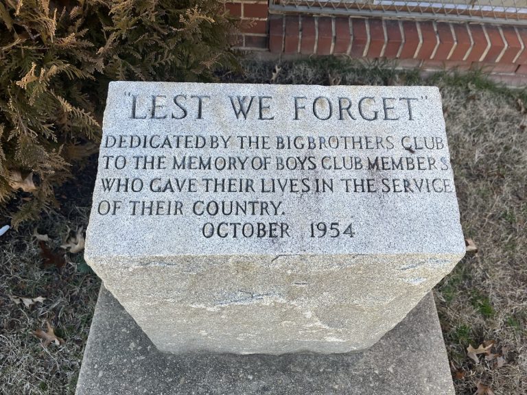 BIG BROTHERS CLUB SUPREME SACRIFICE WAR MEMORIAL