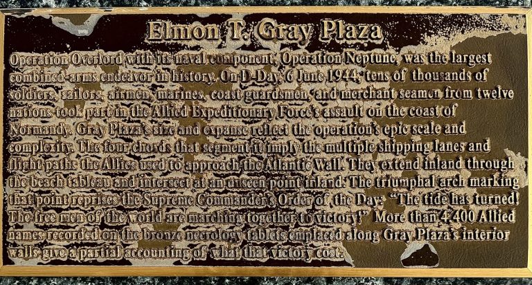 ELMON T. GRAY PLAZA WAR MEMORIAL PLAQUE