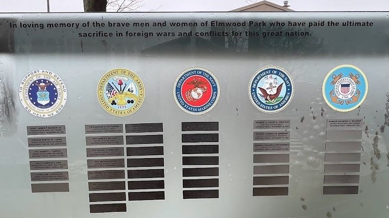 ELMWOOD PARK ULTIMATE SACRIFICE WAR MEMORIAL