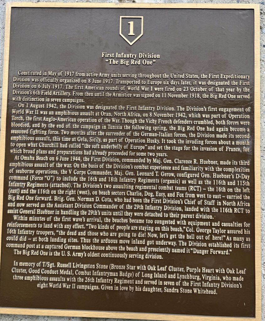 FIRST INFANTRY DIVISION WAR MEMORIAL PLAQUE