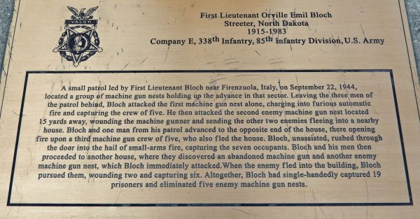 FIRST LIEUTENANT ORVILLE EMIL BLOCH MEDAL OF HONOR MEMORIAL PLAQUE