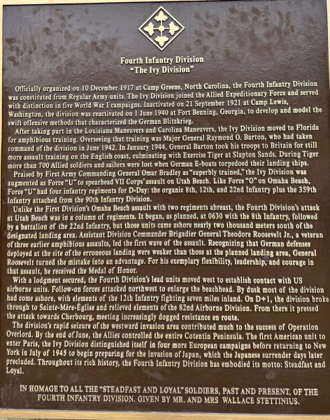 FOURTH INFANTRY DIVISION WAR MEMORIAL PLAQUE