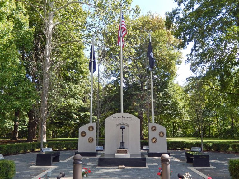 FREEDOM MEMORIAL BATTLEFIELD CROSS OVERVIEW