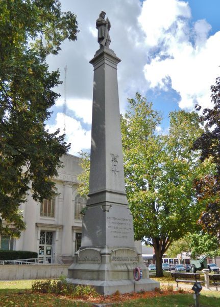 GRUNDY COUNTY SOLDIERS AND SAILORS MEMORIAL