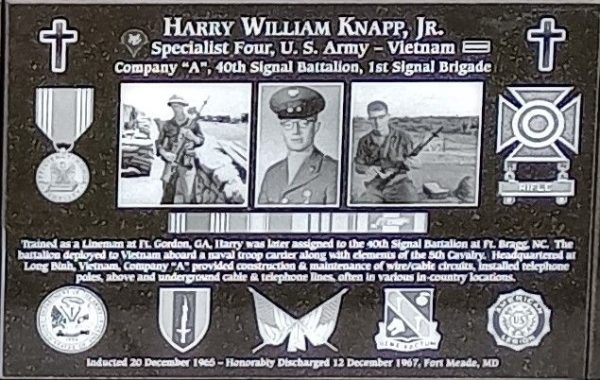 HARRY WILLIAM KNAPP, JR. WAR MEMORIAL PLAQUE