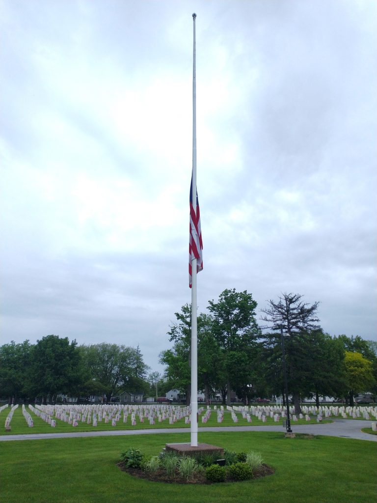 IN HONOR OF THE SOLDIERS, SAILORS AND MARINES OF ALL WARS MEMORIAL FLAGPOLE