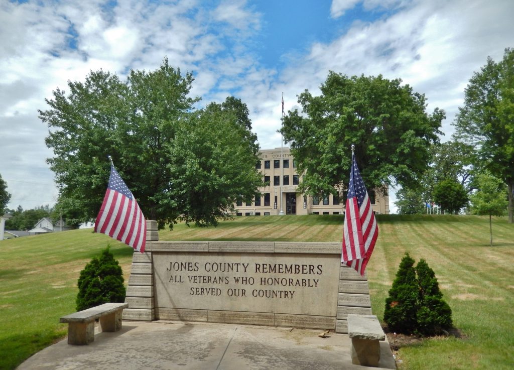 JONES COUNTY REMEMBERS ALL VETERANS MEMORIAL WALL