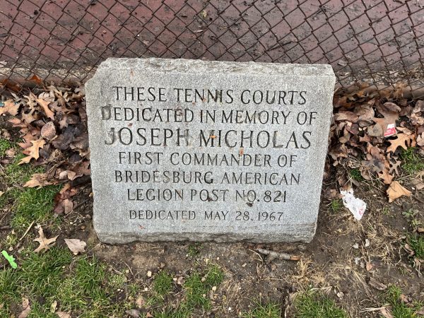JOSEPH MICHOLAS VETERANS MEMORIAL TENNIS COURTS STONE