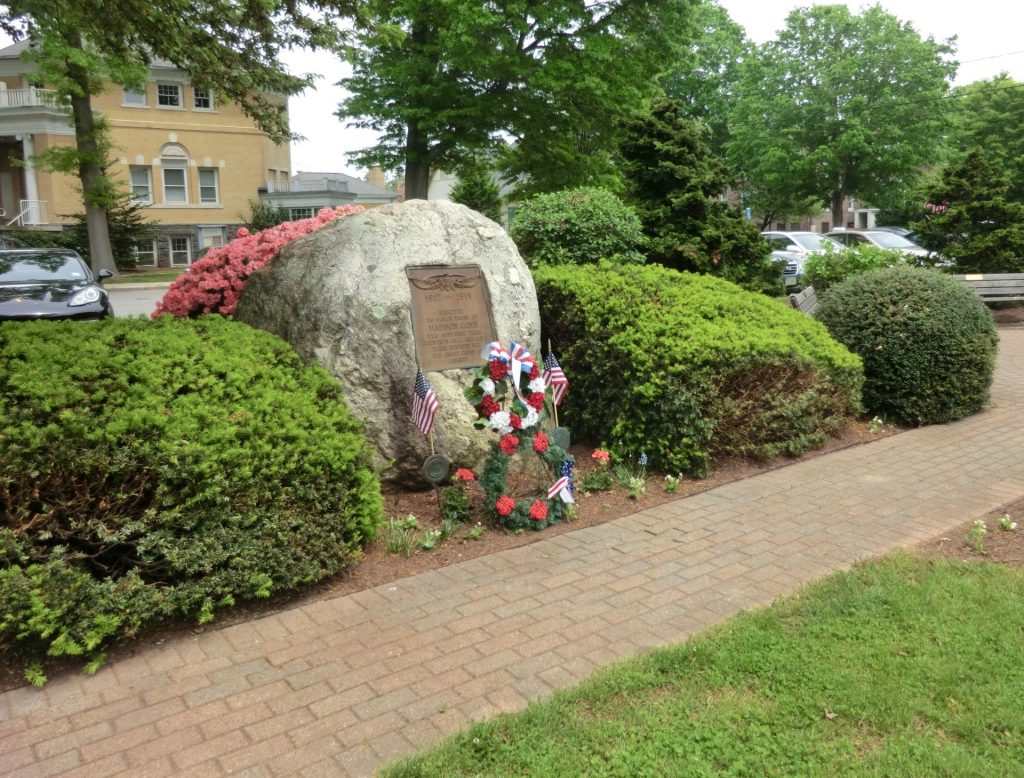 MADISON, CONN WORLD WAR I MEMORIAL