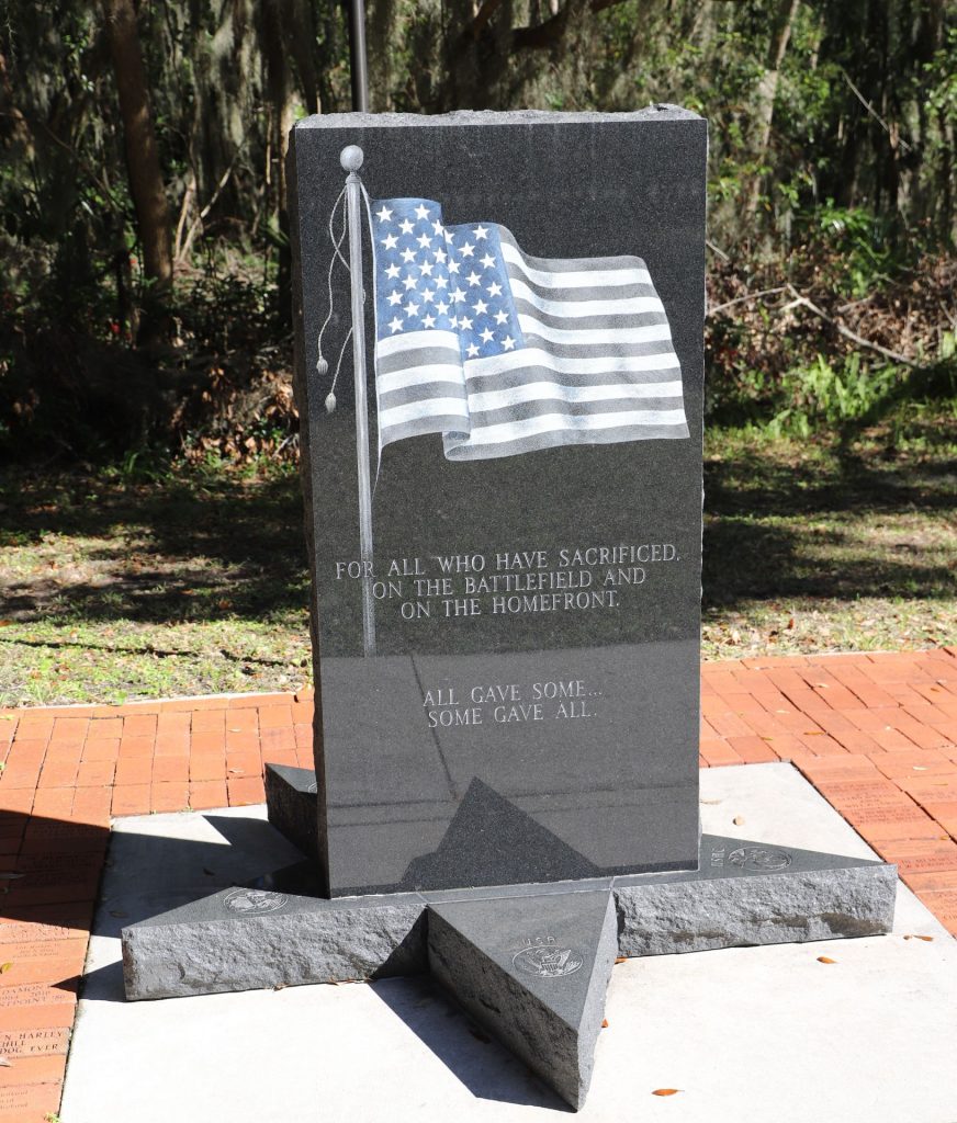 MANDARIN COMMUNITY CLUB VETERANS MEMORIAL FRONT