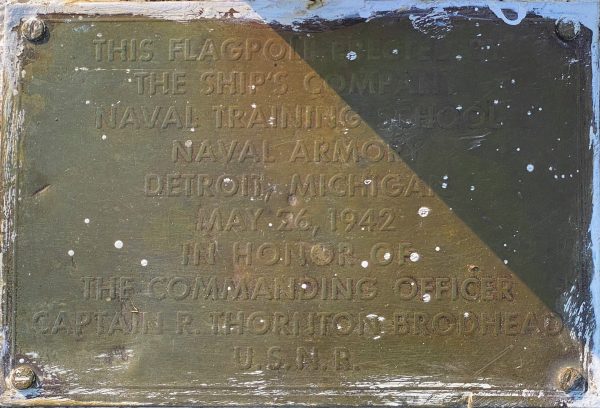 NAVAL TRAINING SCHOOL ARMORY MEMORIAL FLAGPOLE PLAQUE