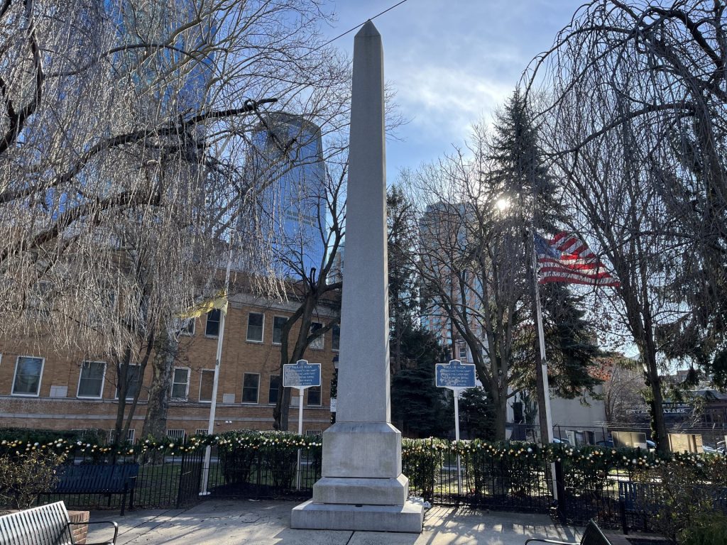 PAULUS HOOK REVOLUTIONARY WAR MEMORIAL