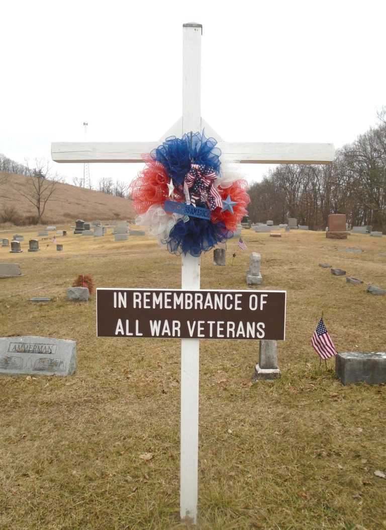 PORT MATILDA CEMETERY WAR VETERANS MEMORIAL CROSS