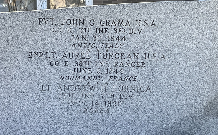 ROMANIAN AMERICANS SUPREME SACRIFICE WORLD WAR II MEMORIAL LEFT STONE