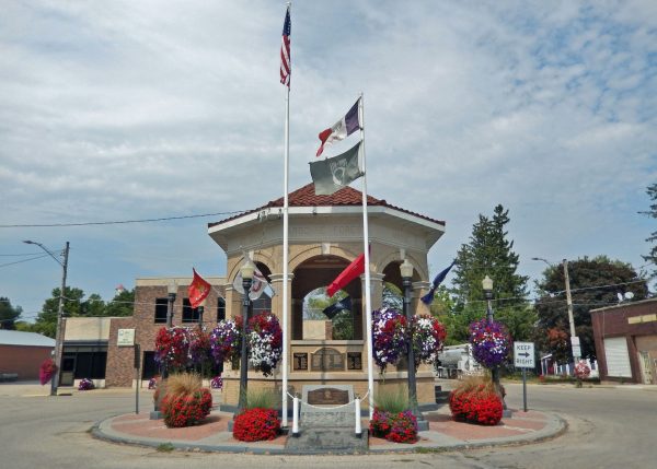SPILLVILLE VETERANS MEMORIAL