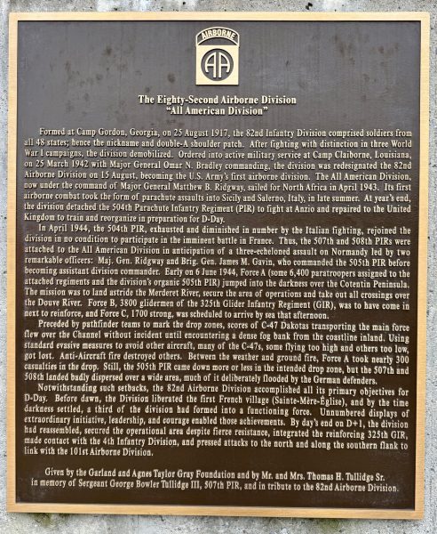 THE EIGHTY SECOND AIRBORNE DIVISION WAR MEMORIAL PLAQUE