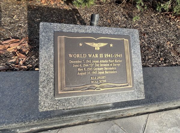 TOWN OF HUNTINGTON VETERANS PLAZA PLAQUE I