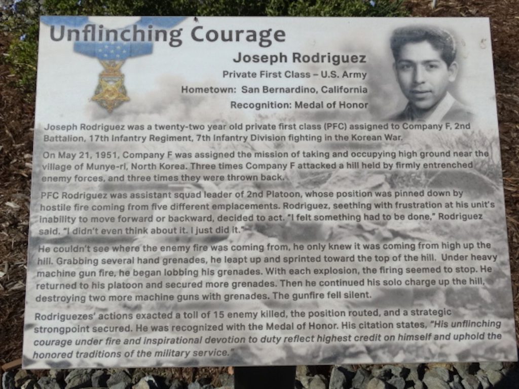 UNFLINCHING COURAGE MEDAL OF HONOR WAR MEMORIAL PLAQUE