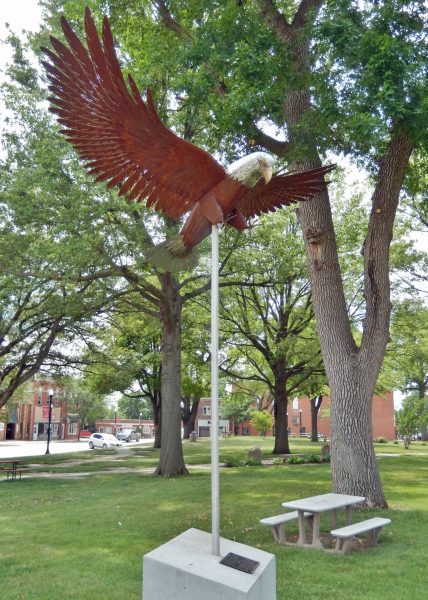 WE HONOR OUR VETERANS WAR MEMORIAL
