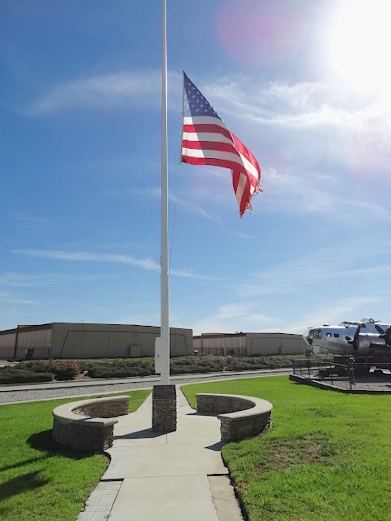 WORLD WAR II ARMY AIR CORPS PILOTS MEMORIAL