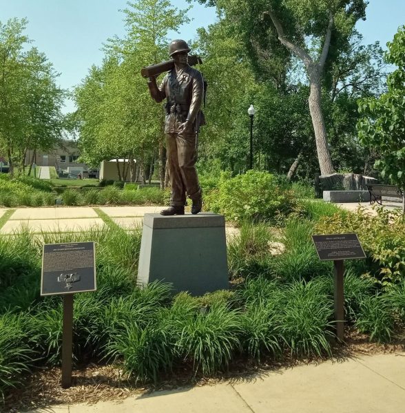 ABOVE AND BEYOND WAR MEMORIAL STATUE