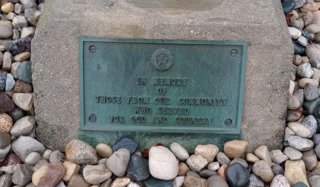 AMERICAN LEGION OUR COMMUNITY WHO SERVED MEMORIAL PLAQUE