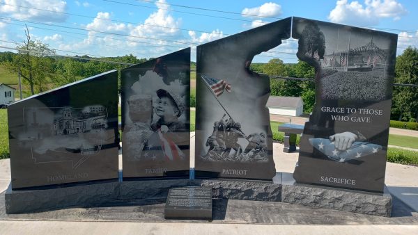BEALLSVILLE GOLD STAR FAMILIES MEMORIAL MONUMENT BACK